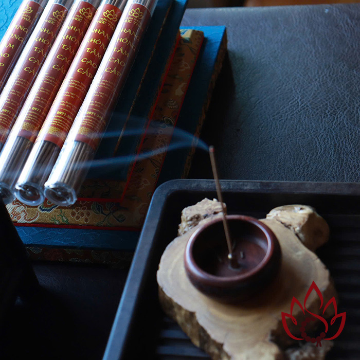 Nhang Trầm Hương Tự Nhiên Không Tăm | 20 gram | Loại Cao Cấp